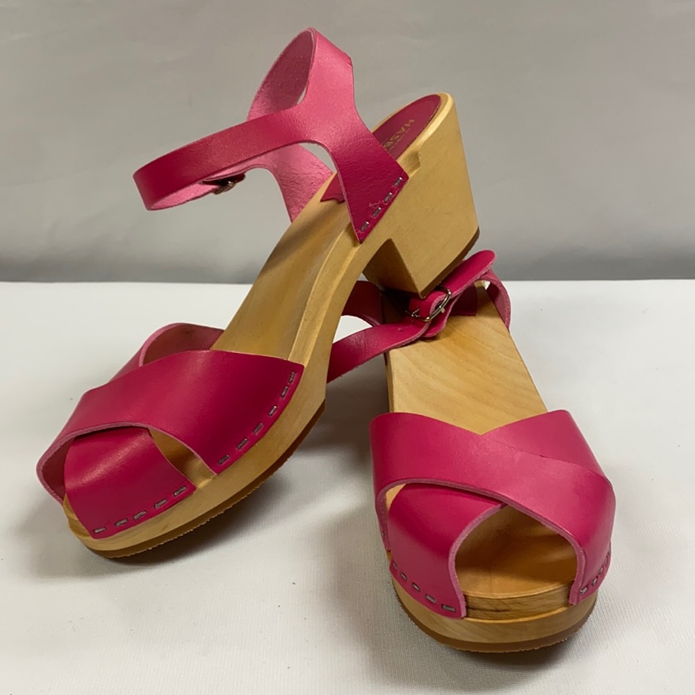 Hasbeens Pink Clog Sandals
